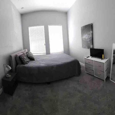 Entire House-Comfy/Close To Downtown/Ybor Tampa Ngoại thất bức ảnh